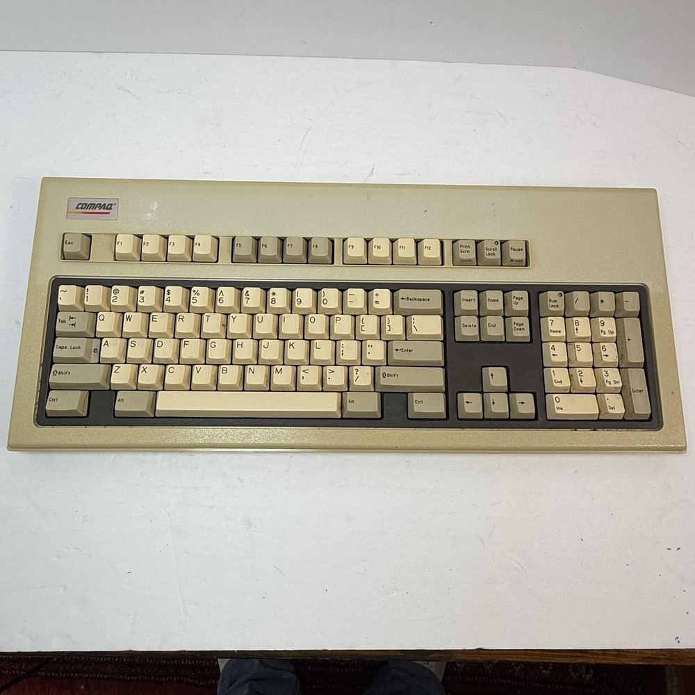 Vintage Compaq Enhanced Wired Standard Keyboard QWERTY W/ Template USA